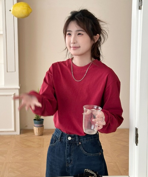 DAY CLOSET（デイ クローゼット）の「【ゆったりオーバーサイズ】長袖 ラウンドネックドロップショルダー ロング Tシャツ（Tシャツ/カットソー・レディース・レッド/ホワイト/グレー・L/XL/M）」の4枚目の写真