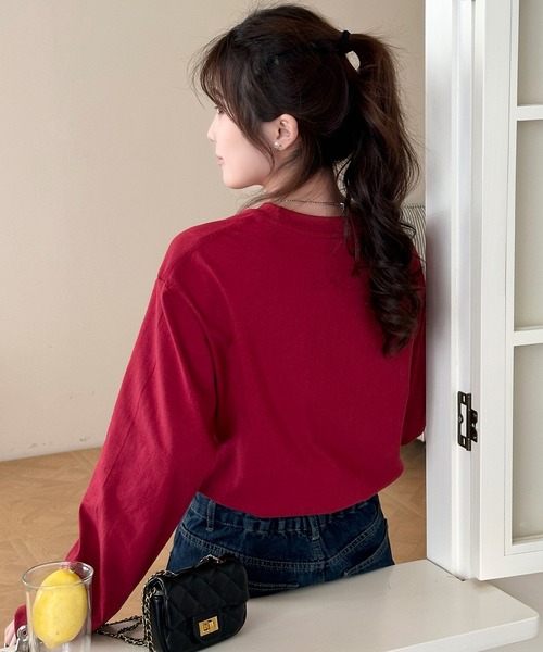 DAY CLOSET（デイ クローゼット）の「【ゆったりオーバーサイズ】長袖 ラウンドネックドロップショルダー ロング Tシャツ（Tシャツ/カットソー・レディース・レッド/ホワイト/グレー・L/XL/M）」の5枚目の写真