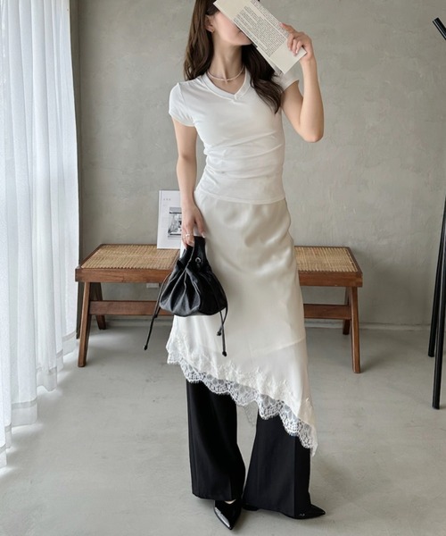 Eclat one(エクラワン)の「【Eclat one】ベーシック Vネック コンパクトシルエット カットソー(Tシャツ/カットソー・レディース・イエロー/ホワイト/グレー/ブラック・FREE)」の19枚目の写真