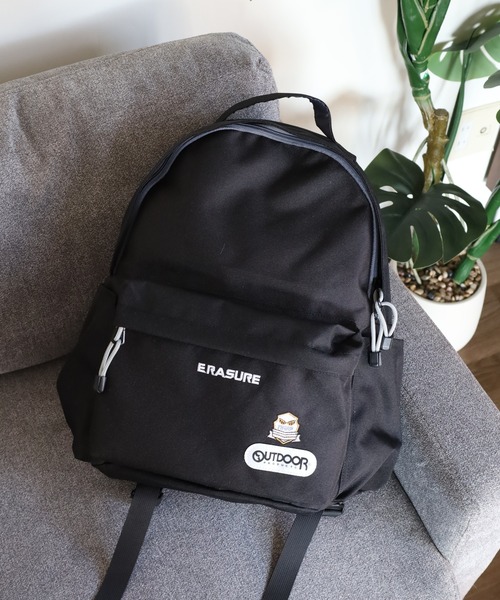 OUTDOOR PRODUCTS(アウトドアプロダクツ)の「僕のヒーローアカデミア×OUTDOOR PRODUCTS 缶バッチ付きバックパック(バックパック/リュック・メンズ・ブラック/ターコイズブルー/スカイブルー・フリー)」の4枚目の写真