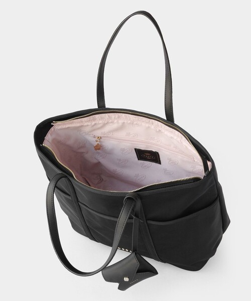 TOCCA(トッカ)の「T-LETTERA NYLON BAG ナイロンバッグ(トートバッグ・レディース・ライトグレー系/ブラック系/ネイビー系・F)」の18枚目の写真