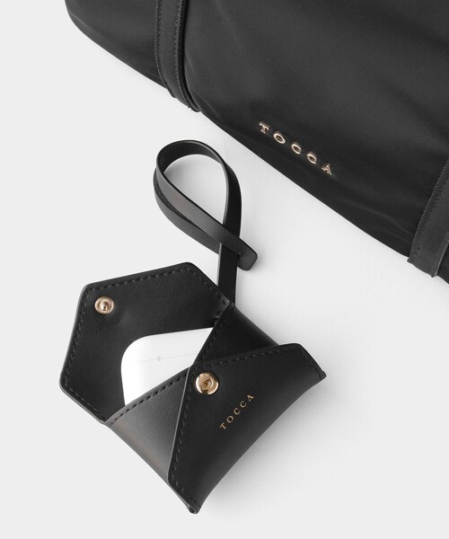 TOCCA(トッカ)の「T-LETTERA NYLON BAG ナイロンバッグ(トートバッグ・レディース・ライトグレー系/ブラック系/ネイビー系・F)」の20枚目の写真