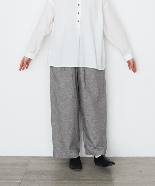 オローネ(オローネ)の「バルーンワイドパンツ“春夏”(その他パンツ・レディース・その他/ネイビー・FREE)」の1枚目の写真