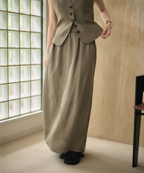 LAULEN（ローレン）の「linen back slit cocoon long skirt /バックスリットコクーンロングスカート（スカート・レディース・ベージュ/ブラック/カーキ・FREE）」の10枚目の写真