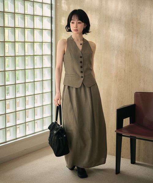 LAULEN（ローレン）の「linen back slit cocoon long skirt /バックスリットコクーンロングスカート（スカート・レディース・ベージュ/ブラック/カーキ・FREE）」の11枚目の写真