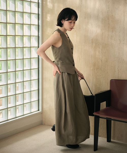 LAULEN（ローレン）の「linen back slit cocoon long skirt /バックスリットコクーンロングスカート（スカート・レディース・ベージュ/ブラック/カーキ・FREE）」の12枚目の写真