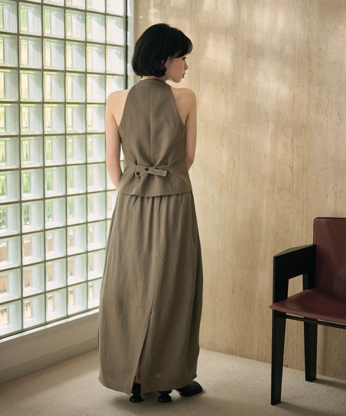 LAULEN（ローレン）の「linen back slit cocoon long skirt /バックスリットコクーンロングスカート（スカート・レディース・ベージュ/ブラック/カーキ・FREE）」の13枚目の写真