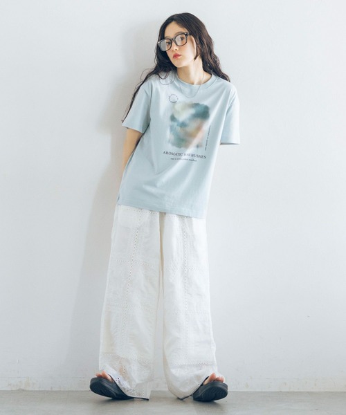 RAGEBLUE(レイジブルー)の「ニュアンスフラワープリントTシャツ(Tシャツ/カットソー・レディース・ライトブルー/ブラック/ホワイト・FREE)」の8枚目の写真