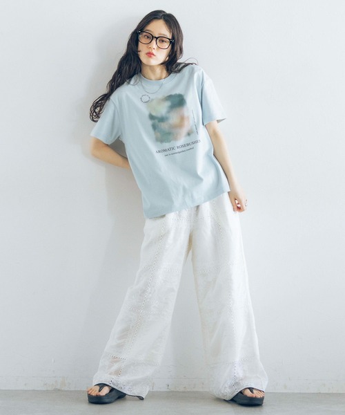 RAGEBLUE(レイジブルー)の「ニュアンスフラワープリントTシャツ(Tシャツ/カットソー・レディース・ライトブルー/ブラック/ホワイト・FREE)」の9枚目の写真