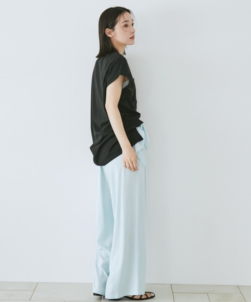 Doux archives(ドゥアルシーヴ)の「VカットレースTOPS(Tシャツ/カットソー・レディース・ブラウン/ブラック/オフホワイト・FREE)」の21枚目の写真