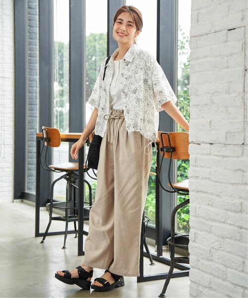 ikka(イッカ)の「前後2WAYヘンリーネックプルオーバー(Tシャツ/カットソー・レディース・ブルー/グレイッシュベージュ/オフホワイト/ブラック・M/L)」の8枚目の写真