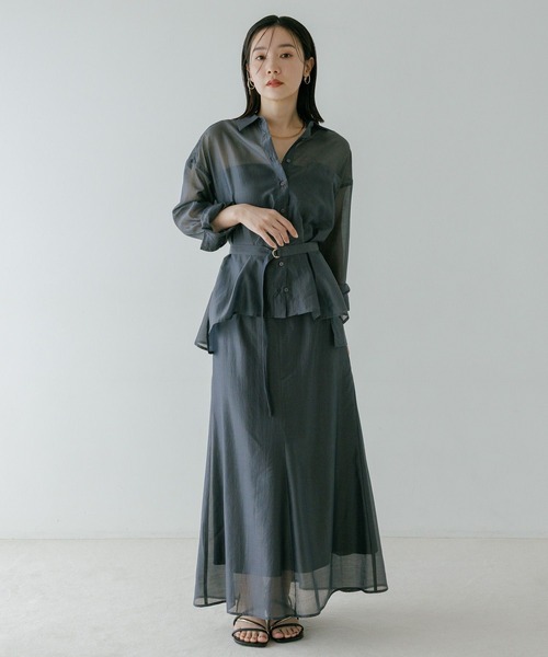 Andemiu(アンデミュウ)の「【WEB限定カラー】シアーシャツセットアップ659294(ワンピース・レディース・モカ/ブルー/チャコールグレー/ネイビー・FREE)」の2枚目の写真