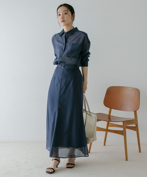 Andemiu(アンデミュウ)の「【WEB限定カラー】シアーシャツセットアップ659294(ワンピース・レディース・モカ/ブルー/チャコールグレー/ネイビー・FREE)」の19枚目の写真