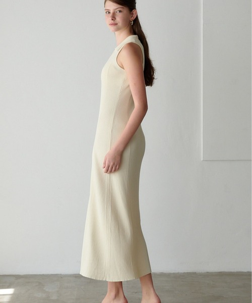 ORGUE(オルグ)の「Polo Collar Knit One-piece/ポロカラーニットワンピース(ワンピース・レディース・アイボリー/グレイッシュベージュ/ブラック・FREE)」の8枚目の写真