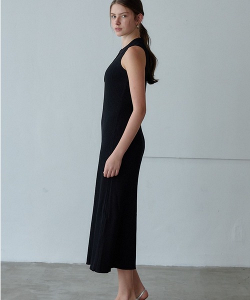 ORGUE(オルグ)の「Polo Collar Knit One-piece/ポロカラーニットワンピース(ワンピース・レディース・アイボリー/グレイッシュベージュ/ブラック・FREE)」の13枚目の写真