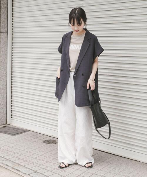 ITEMS URBANRESEARCH（アイテムズ アーバンリサーチ）の「『洗濯可』SMOOTH LINEN TOUCH ジレ（ダウンベスト・レディース・チャコールグレー/ベージュ/ブラウン・FREE）」の6枚目の写真