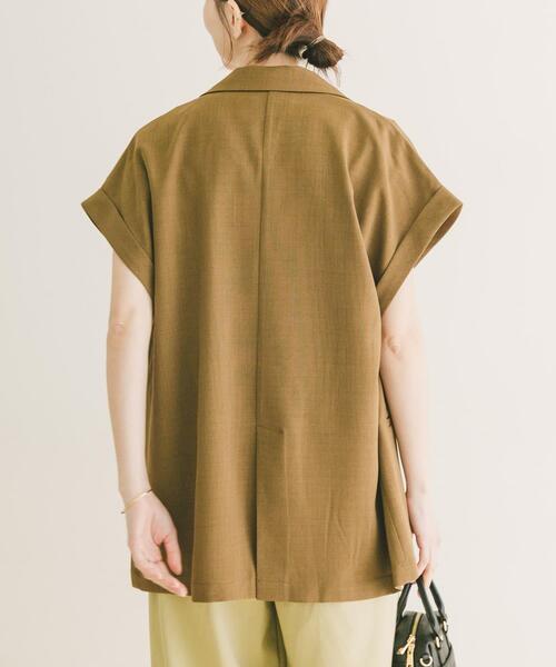 ITEMS URBANRESEARCH（アイテムズ アーバンリサーチ）の「『洗濯可』SMOOTH LINEN TOUCH ジレ（ダウンベスト・レディース・チャコールグレー/ベージュ/ブラウン・FREE）」の15枚目の写真