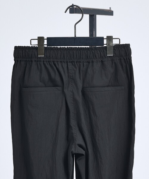 5351 POUR LES HOMMES(ゴーサンゴーイチプールオム)の「【セットアップ対応】セルロース ナイロン 2タック パンツ(その他パンツ・メンズ・グレー/ブラック・48/46/44/50)」の8枚目の写真