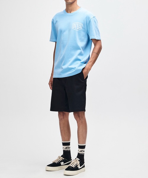 DEUS EX MACHINA（デウスエクスマキナ）の「SHIELD GARMENT DYED TEE（Tシャツ/カットソー・メンズ・ブルー/ライトブルー/ブラック・M/L）」の9枚目の写真