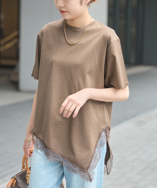 journal standard L'essage（ジャーナルスタンダードレサージュ）の「レースイレギュラーヘムTシャツ（Tシャツ/カットソー・レディース・ブラウン/グレー/アイボリー・FREE）」の3枚目の写真