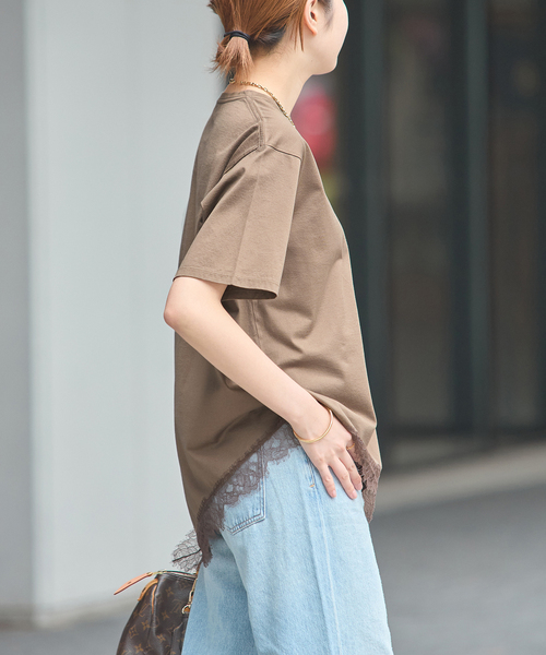 journal standard L'essage（ジャーナルスタンダードレサージュ）の「レースイレギュラーヘムTシャツ（Tシャツ/カットソー・レディース・ブラウン/グレー/アイボリー・FREE）」の17枚目の写真