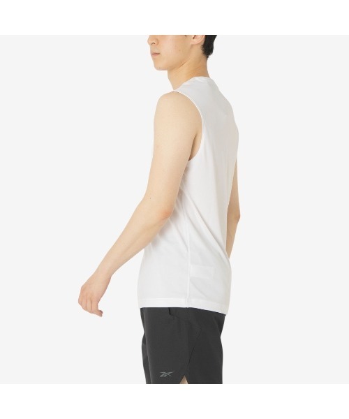 Reebok(リーボック)の「トレイン スリーブレス テック Tシャツ / ID TRAIN SLVLS TECH TEE(Tシャツ/カットソー・メンズ・ホワイト/ネイビー/ブラック・MEDIUM/LARGE/SMALL/X-LARGE)」の5枚目の写真