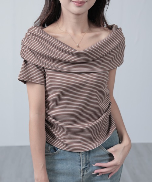 nonomi(ノノミ)の「ワイドオフショルダー ボーダー柄 半袖カットソートップス(Tシャツ/カットソー・レディース・グレー/ホワイト/ロイヤルブルー/ブラウン系その他7・FREE)」の5枚目の写真