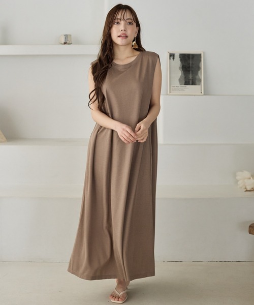 BIRTHDAY BASH(バースデイバッシュ)の「【冷感接触】ZIP STRAP I LINE DRESS(ワンピース・レディース・ブラック/ベージュ/ブルー/レッド・FREE)」の5枚目の写真