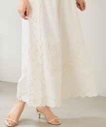 BEARDSLEY（ビアズリー）の「フラワーカットワークパネル刺繍パンツ《15 quinze》（その他パンツ）」