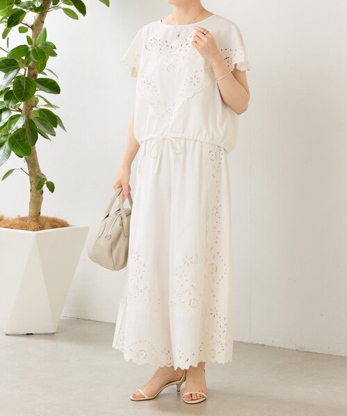 BEARDSLEY(ビアズリー)の「フラワーカットワークパネル刺繍パンツ《15 quinze》(その他パンツ・レディース・ブラック/アイボリー・FREE)」の13枚目の写真