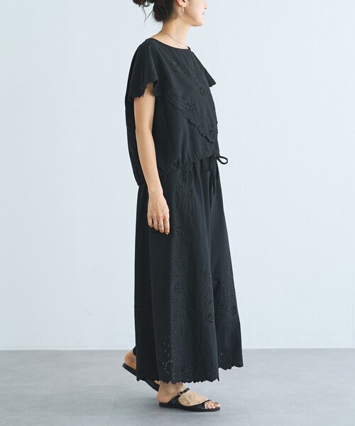 BEARDSLEY(ビアズリー)の「フラワーカットワークパネル刺繍パンツ《15 quinze》(その他パンツ・レディース・ブラック/アイボリー・FREE)」の5枚目の写真