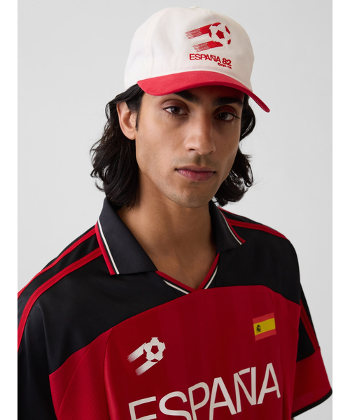 GAP(ギャップ)の「FIFA WORLD CUP(TM) ベースボールキャップ(キャップ・メンズ・グリーン/オフホワイト/ネイビー/ライトブルー/レッド・ONE SIZE)」の2枚目の写真