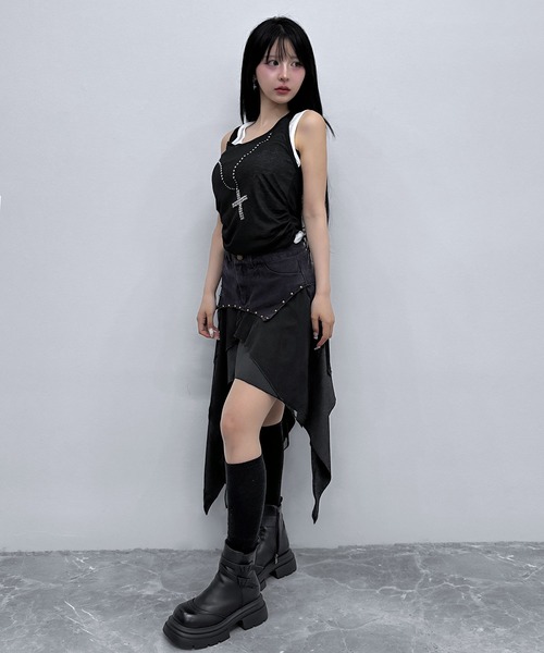 FOLLOWIN(フォロウィン)の「スタッズレイヤードアシメドレープスカート(デニムスカート・レディース・ベージュ/ブラック・LARGE/MEDIUM/SMALL)」の4枚目の写真