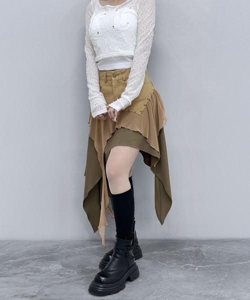 FOLLOWIN(フォロウィン)の「スタッズレイヤードアシメドレープスカート(デニムスカート・レディース・ベージュ/ブラック・LARGE/MEDIUM/SMALL)」の14枚目の写真