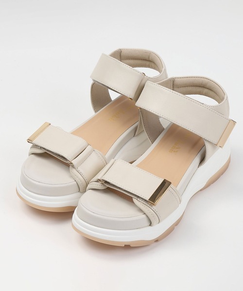 BARCLAY(バークレー)の「BARCLAY(バークレー)ベルトスポーツサンダル(サンダル・レディース・シルバー/アイボリー/ブラック・22.5cm/23cm/23.5cm/24cm/24.5cm)」の2枚目の写真