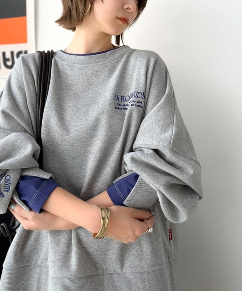 Java（ジャバ）の「《JaVaジャバコラボ》着るだけでレイヤード上級者！配色刺繍レイヤード風オーバーサイズ裏起毛プルオーバー（スウェット・レディース・グレー/ネイビー/グレイッシュベージュ/オートミール・LARGE/MEDIUM/X-LARGE/SMALL）」の9枚目の写真