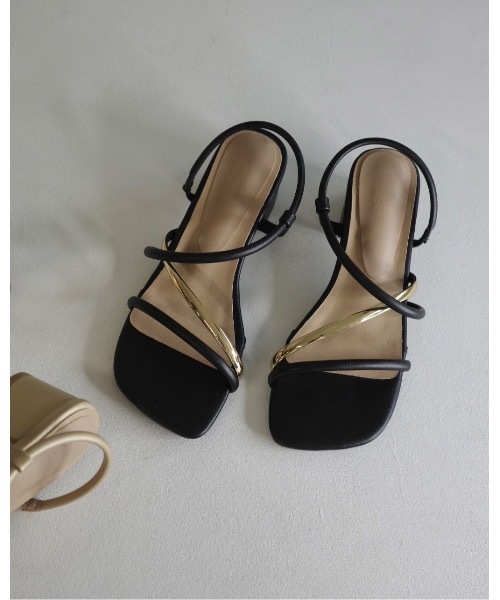 JUMELLE（ジュメロ）の「ストラップサンダル（サンダル・レディース・ブラック/ベージュ・SMALL/MEDIUM/LARGE）」の9枚目の写真