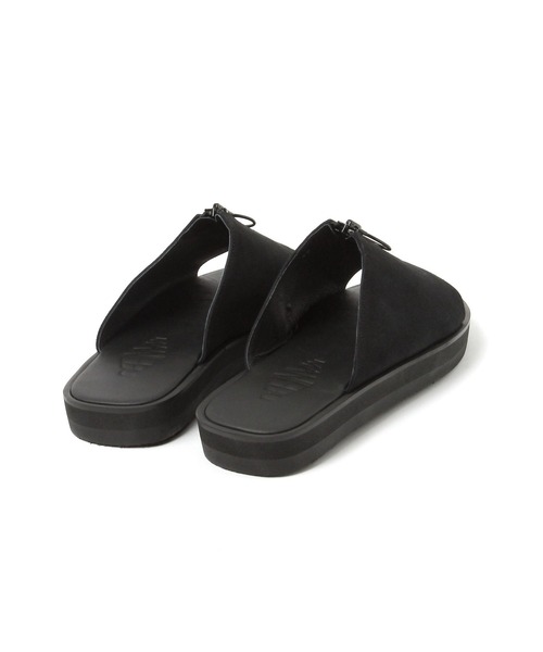 MANEBU(マネブ)の「【MANEBU(マネブ)】GOO ZIP SUEDE(サンダル・メンズ・ブラック・MEDIUM/SMALL)」の7枚目の写真