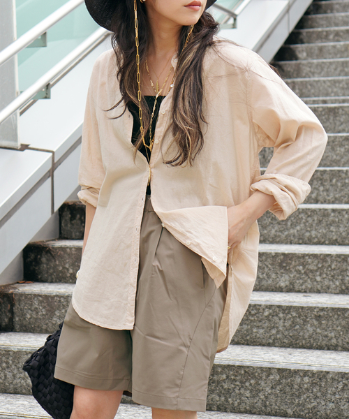 GOLDWIN(ゴールドウィン)の「【Goldwin/ゴールドウィン】One Tuck Light Stretch Shorts(その他パンツ・レディース・ブラック/ベージュ・36/38)」の3枚目の写真