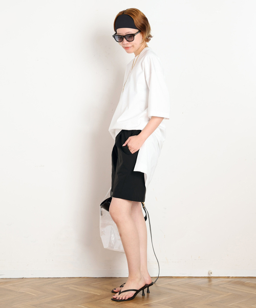 GOLDWIN(ゴールドウィン)の「【Goldwin/ゴールドウィン】One Tuck Light Stretch Shorts(その他パンツ・レディース・ブラック/ベージュ・36/38)」の7枚目の写真