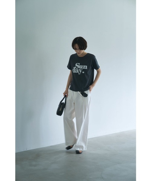 marjour（マージュール）の「FLOCKY LOGO TEE（Tシャツ/カットソー・レディース・チャコールグレー/オフホワイト・M）」の7枚目の写真