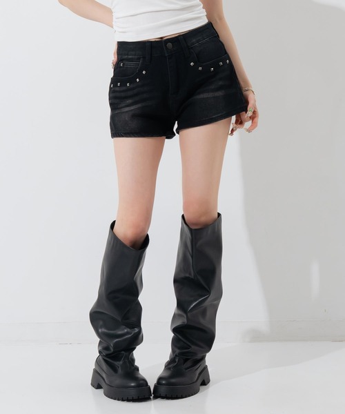 ANAP(アナップ)の「スタッズデザイン加工デニムショートパンツ(その他パンツ・レディース・ブラック/ブルー・M/S)」の19枚目の写真