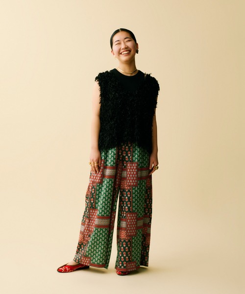 zootie(ズーティー)の「パッチワークスカーフ柄プリント リラックスパンツ(その他パンツ・レディース・グリーン・フリー)」の11枚目の写真
