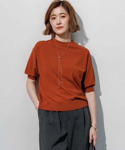 23区(ニジュウサンク)の「セミマットフリゼ リラクシー ニット Tシャツ(ニット/セーター・レディース・ライラック系/ライトオレンジ系/ダークブラウン系/アイボリー系/ネイビー系・38)」の5枚目の写真