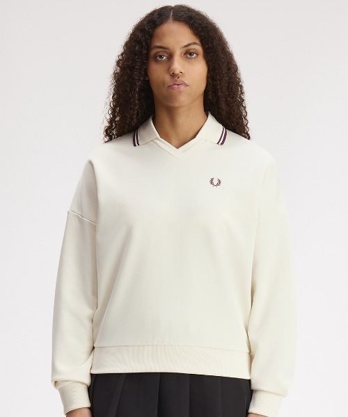FRED PERRY(フレッドペリー)の「Tipped Open Collar Sweatshirt/ティップドオープンカラースウェット(スウェット・レディース・ベージュ/ネイビー・10)」の10枚目の写真