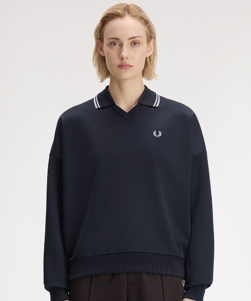 FRED PERRY(フレッドペリー)の「Tipped Open Collar Sweatshirt/ティップドオープンカラースウェット(スウェット・レディース・ベージュ/ネイビー・10)」の21枚目の写真