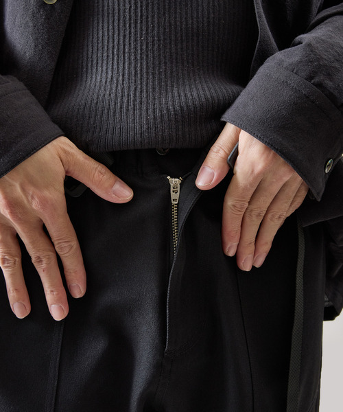 Gramicci（グラミチ）の「GRAMICCI グラミチ / WOOL LIKE LOOSE TAPERED RIDGE PANT ウールライクルーズテーパードリッジパンツ / GMP6-FJP016（その他パンツ・メンズ・ブルー系その他/ブラック/チャコールグレー・X-LARGE/LARGE/SMALL/MEDIUM）」の10枚目の写真