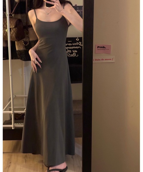 FAVORITO(ファヴォリート)の「キャミワンピース(ワンピース・レディース・グレー/ブラック・F)」の9枚目の写真