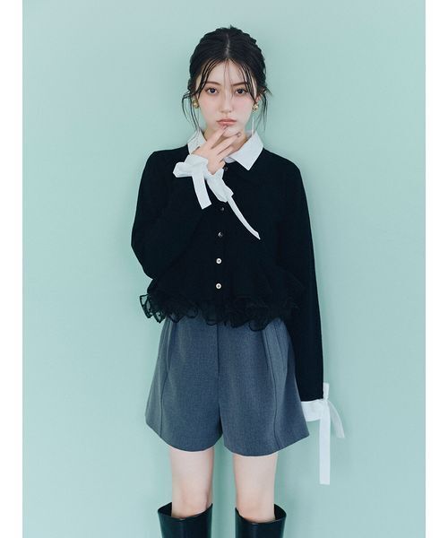 SNIDEL（スナイデル）の「【多色展開】ボリュームフリルペプラムカーディガン（カーディガン/ボレロ・レディース・グレー/レッド/ブラウン/ネイビー/ブラック・F）」の6枚目の写真