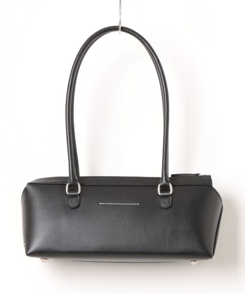 MM6 Maison Margiela(エムエムシックス メゾン マルジェラ)の「MM6 NEW BAULETTO J MEDIUM(ショルダーバッグ・レディース・ブラック・FREE)」の3枚目の写真